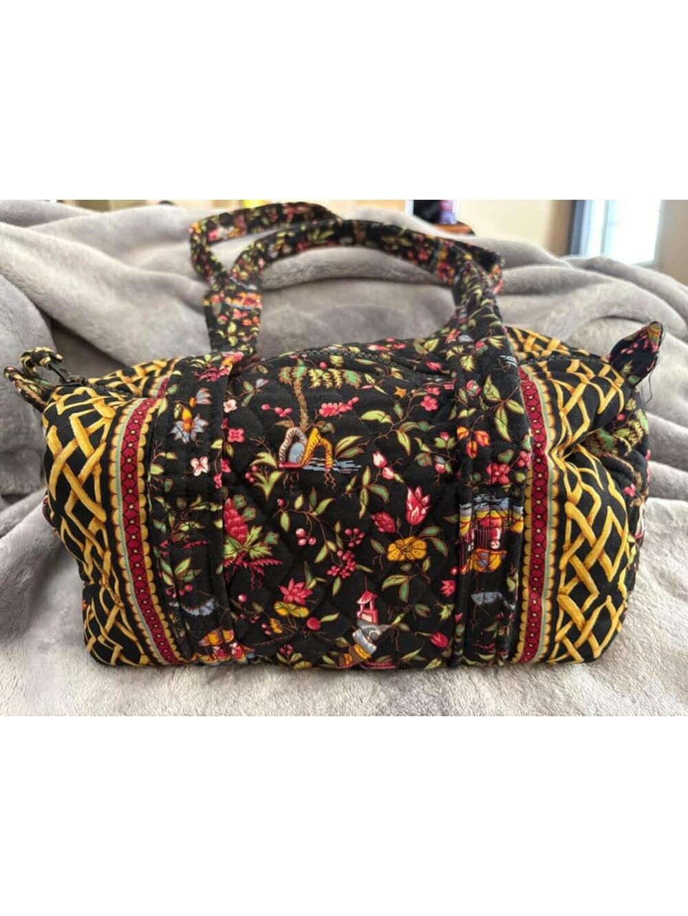 Vera Bradley "Ming" pattern, retired. Small duffel/tote.